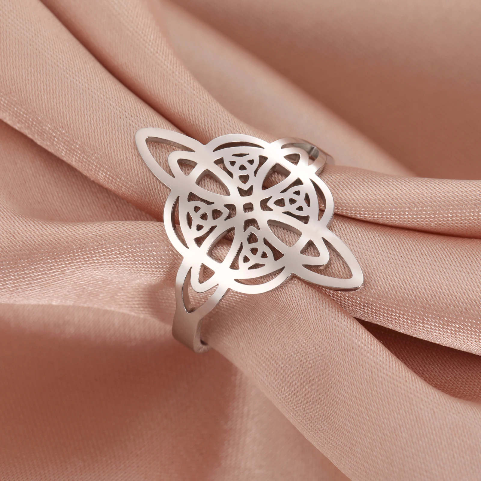 Adjustable Celtic knot ring