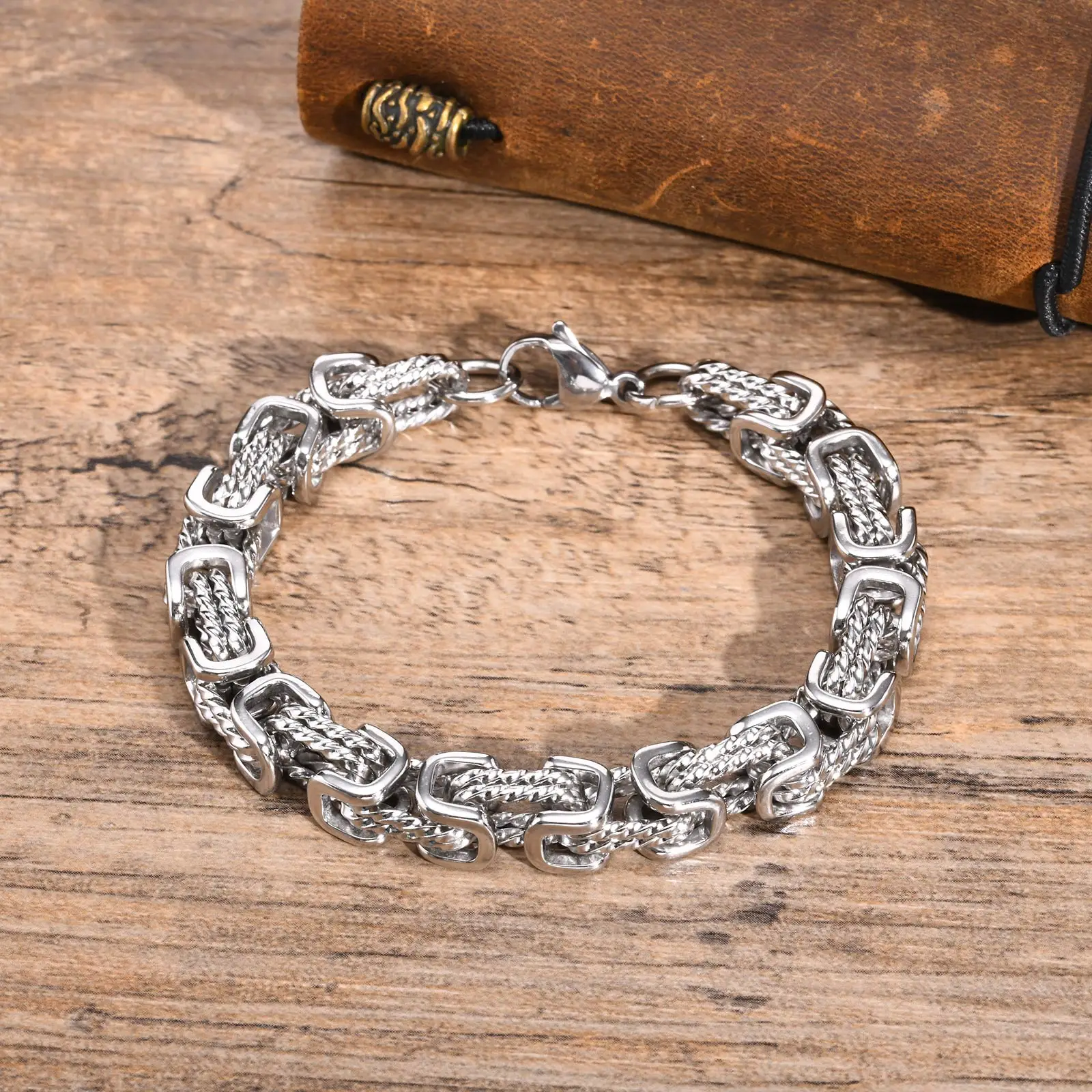 Byzantine chain bracelet, 8 mm