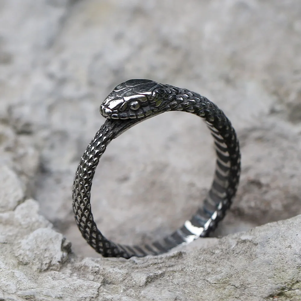Coiled snake ring