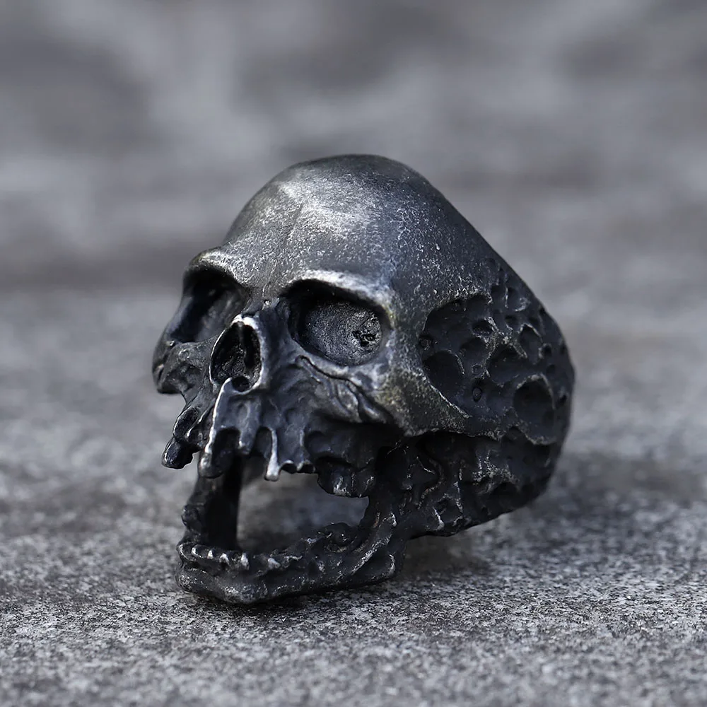 Large skull ring