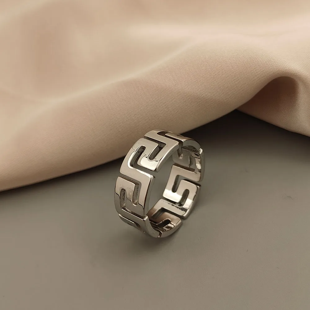Openwork Greek key ring
