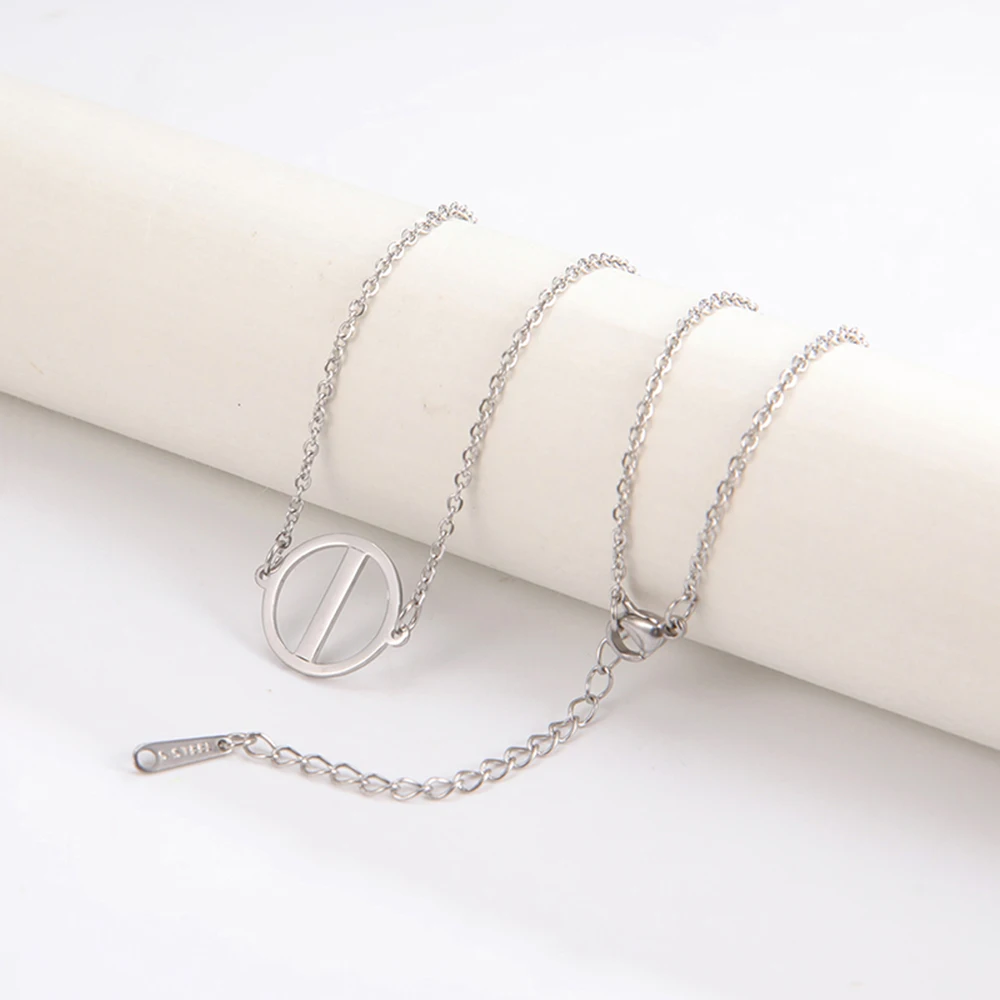 Rune pendant