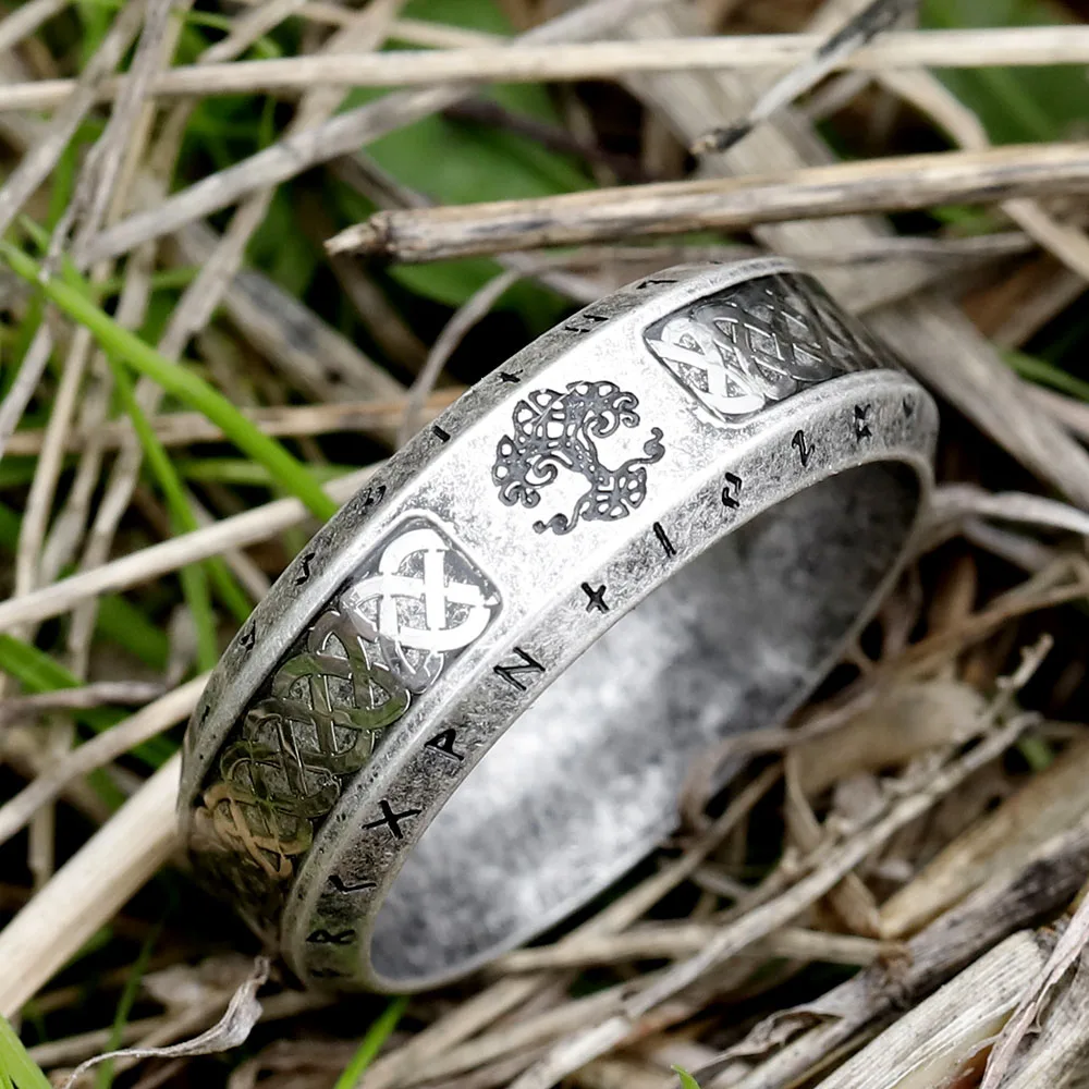 Rune ring with Yggdrasil