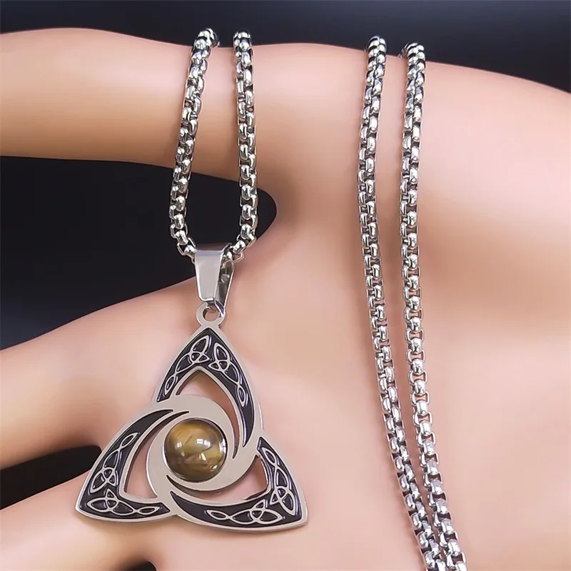 Triquetra pendant with tiger's eye